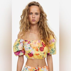 H&M Yellow Floral off-the-shoulder Crop Top size Small